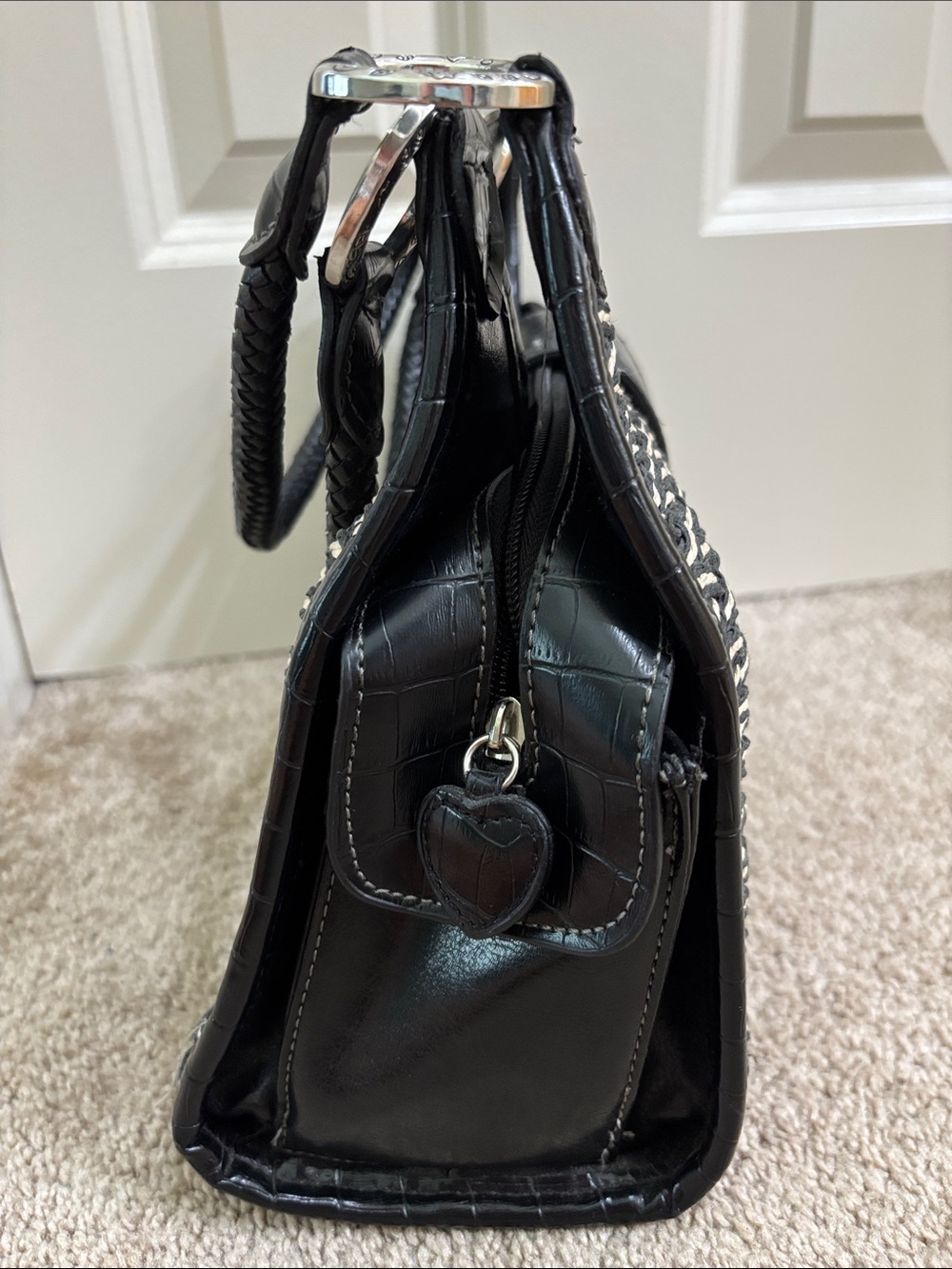 Coldwater Creek Black and Cream Woven Shoulder Bag with Heart Accent - Picture 4 of 10